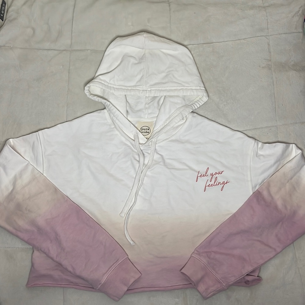 Pura vida a crop hoodie